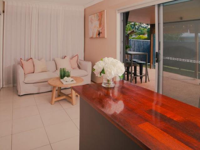 Apartment for rent in Burleigh Waters, Gold Coast City