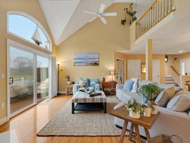 Condo for sale in Cataumet, Massachusetts