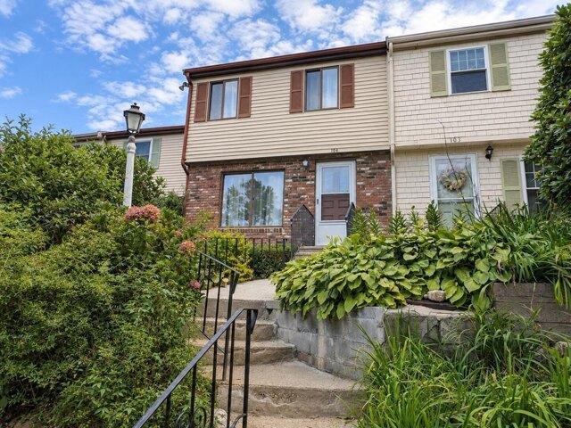 Condo for sale in Cataumet, Massachusetts