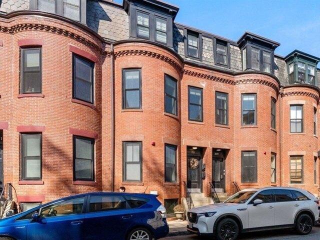 Condo for sale in Cambridge, Massachusetts