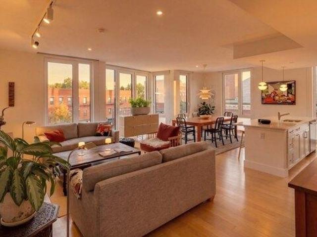 Condo for sale in Cambridge, Middlesex County
