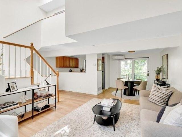 House for sale in Cambridge, Middlesex County