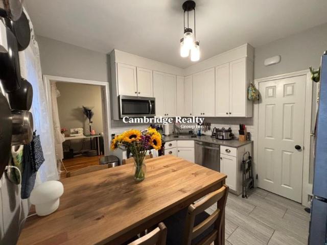 Condo for rent in Wellington-Harrington, Cambridge