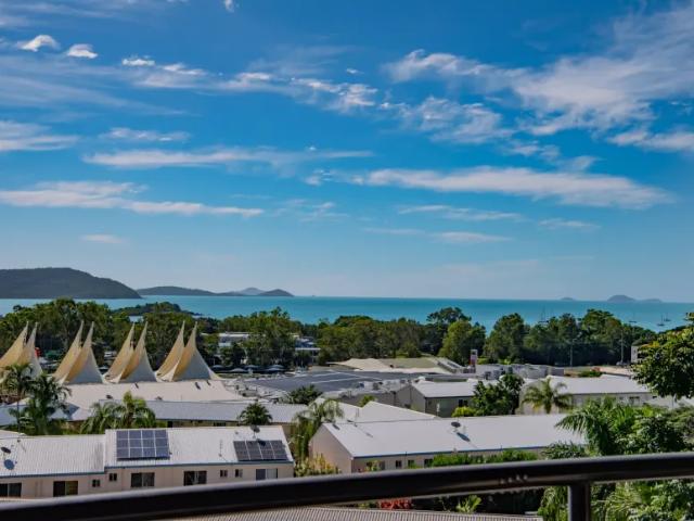 House for sale in Cannonvale, Queensland