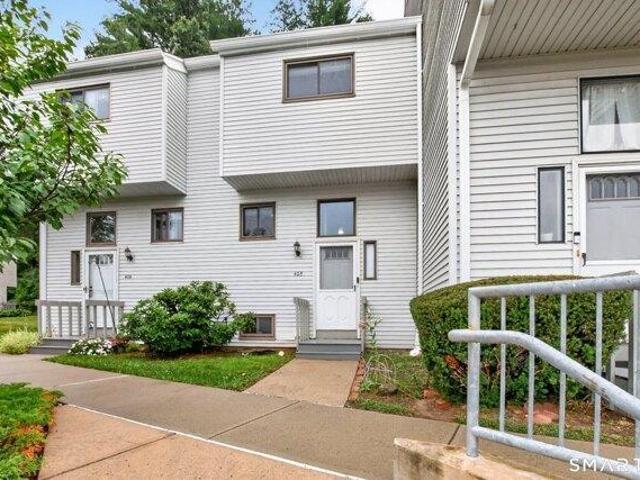 House for sale in Canton, Connecticut
