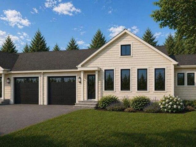 Condo for sale in Cape Elizabeth, Maine