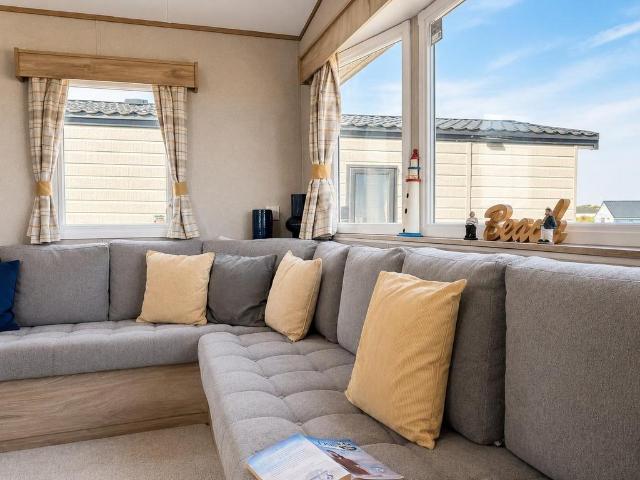 Park Home for sale in Swalecliffe, Whitstable