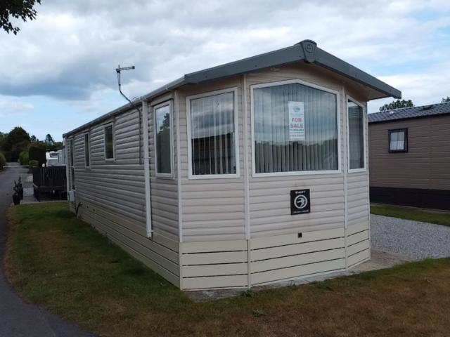 Park Home for sale in West Hill, Bridlington