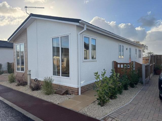 Park Home for sale in Dale Hill, Essex