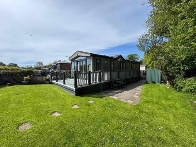 Park Home for sale in Weeton, Fylde