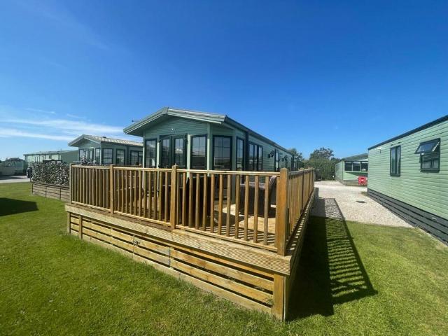 Park Home for sale in Middleton, Bare