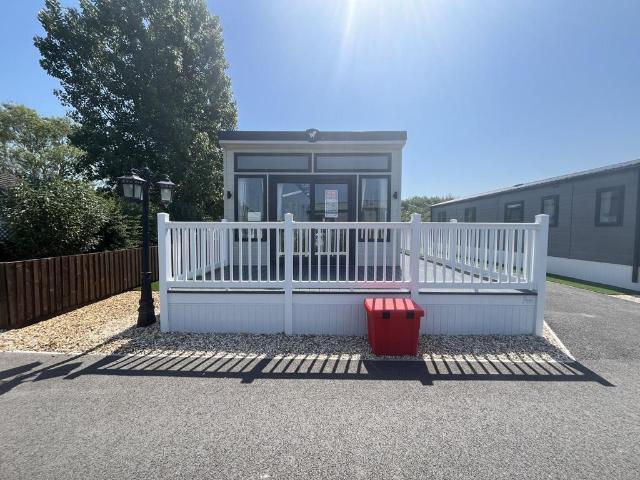 Park Home for sale in Highbridge, Somerset