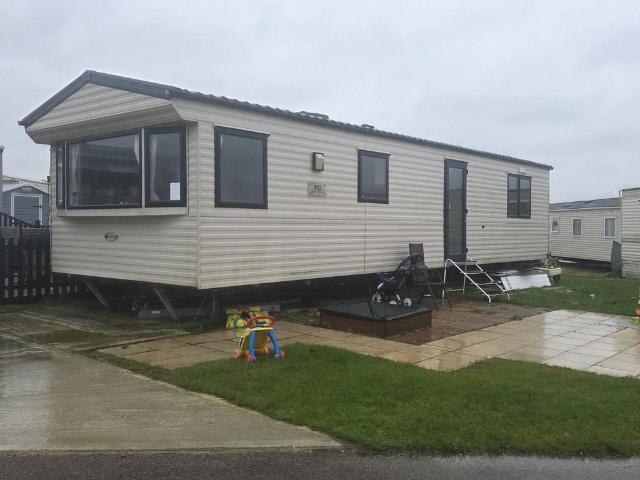 Park Home for sale in Dale Hill, Essex