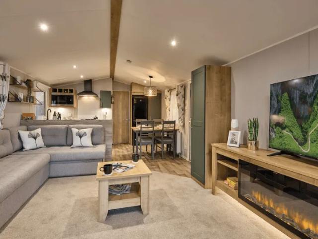 Park Home for sale in Peel Hill, Lancashire