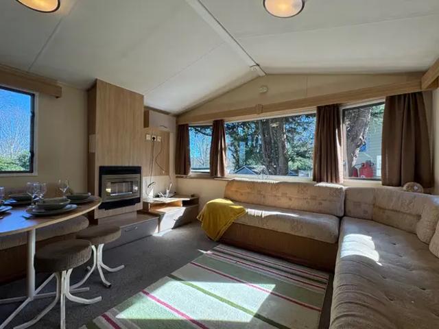 Park Home for sale in Hollington, Guestling Green
