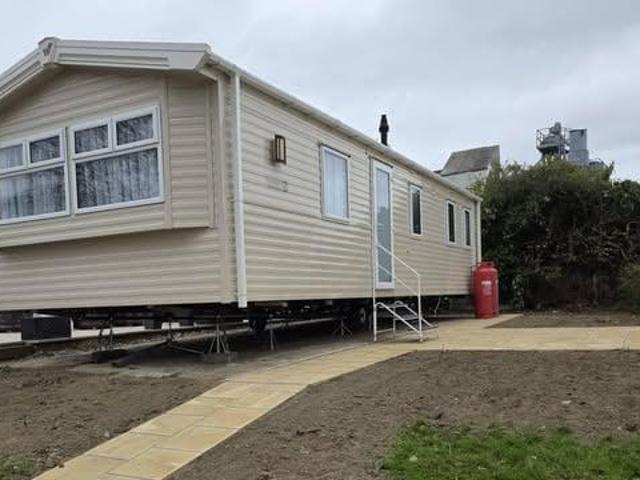 Park Home for sale in Dale Hill, Essex