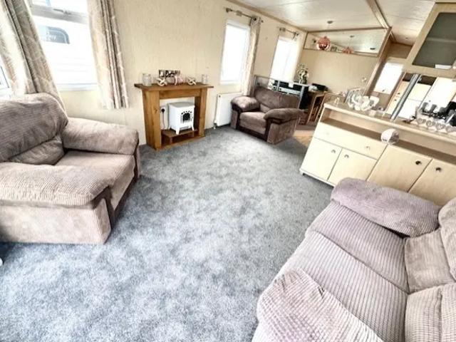 Park Home for sale in Dale Hill, Essex