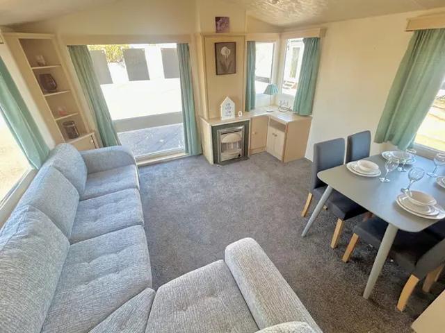 Park Home for sale in Dale Hill, Essex