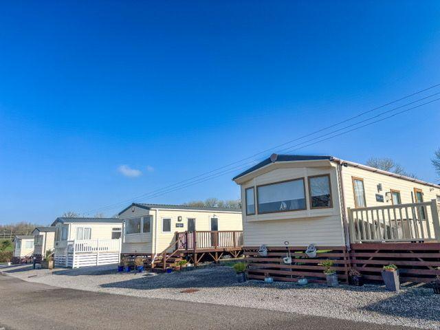 Park Home for sale in Begelly, Wales
