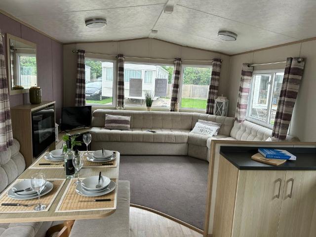 Park Home for sale in Westgate-on-Sea, Acol