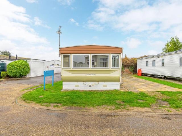 Park Home for sale in Belton, Great Yarmouth