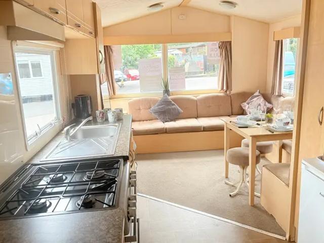 Park Home for sale in Hollington, Guestling Green