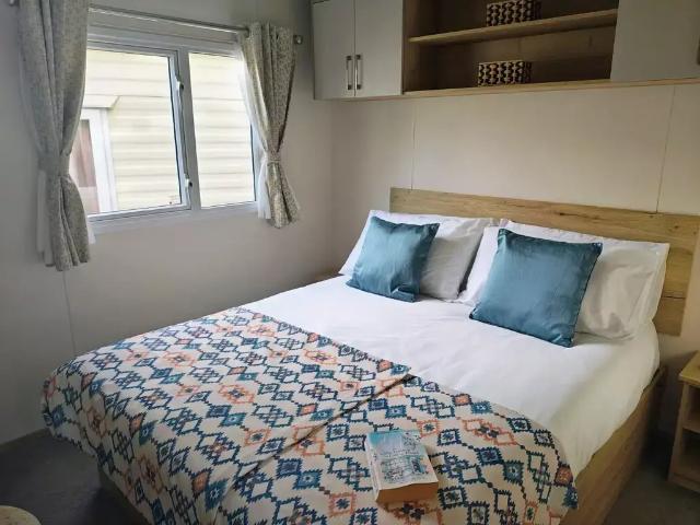 Park Home for sale in Folkestone, Kent