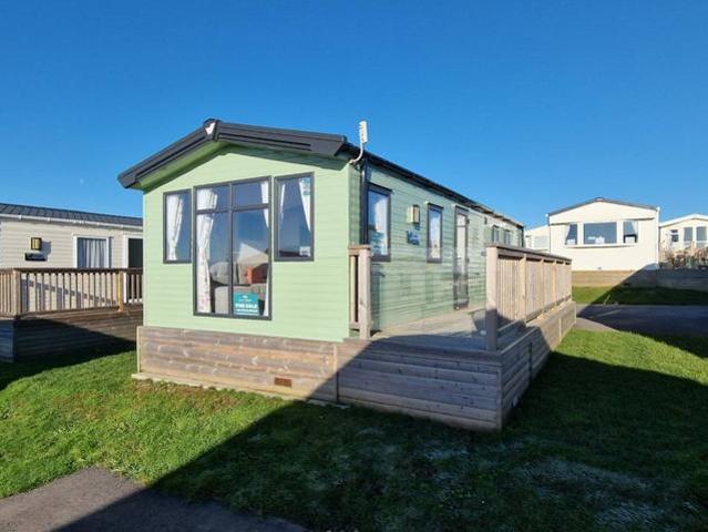 Park Home for sale in Oxwich, Wales