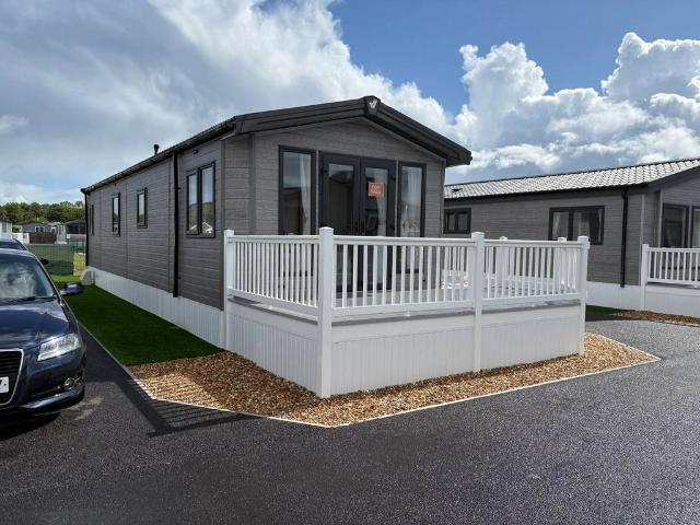 Park Home for sale in Highbridge, Somerset