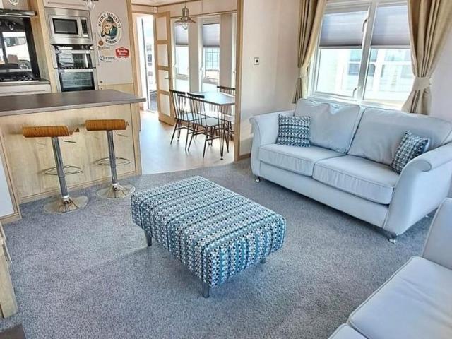 Park Home for sale in Lingerfield, Scotton