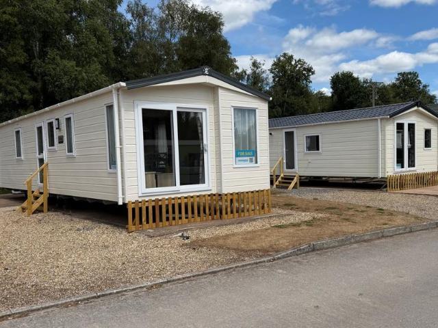 Park Home for sale in Dawlish Warren, Teignbridge