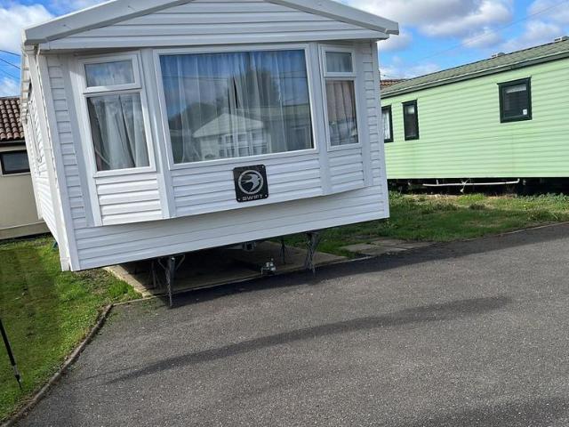 Park Home for sale in Dale Hill, Essex