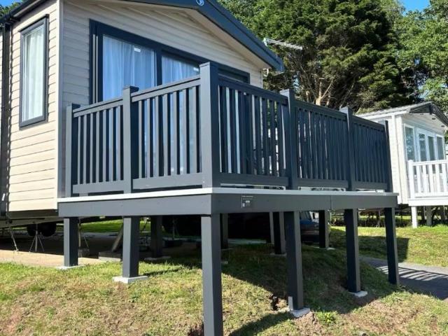 Park Home for sale in Pendine, Wales