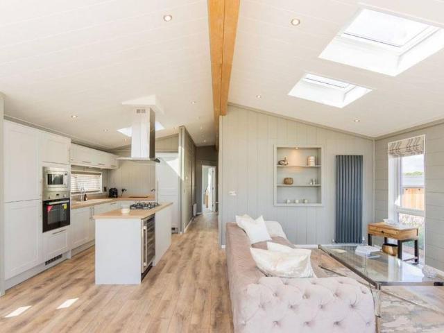 Park Home for sale in Windsor, Dedworth