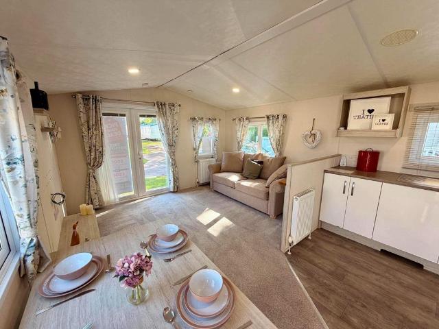 Park Home for sale in Dawlish Warren, Teignbridge