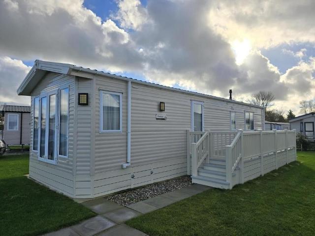 Park Home for sale in Tickton, East Riding Of Yorkshire