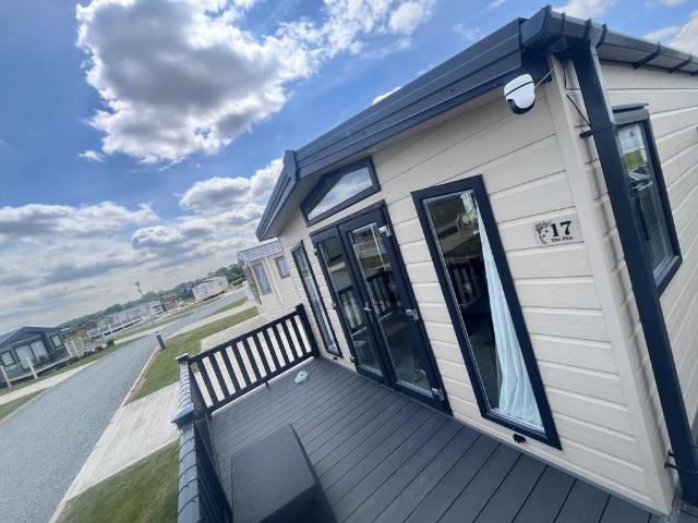 Park Home for sale in Mappleton, East Riding Of Yorkshire