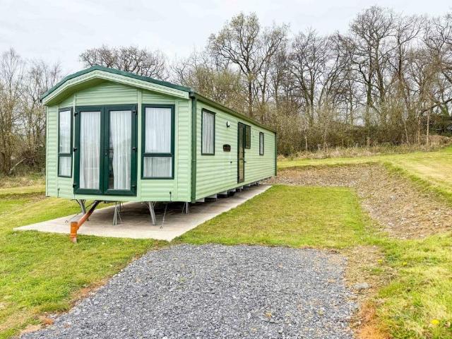 Park Home for sale in Cenarth, Wales