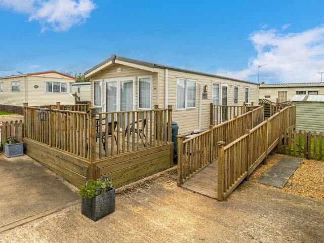 Park Home for sale in Little Houghton, Cogenhoe