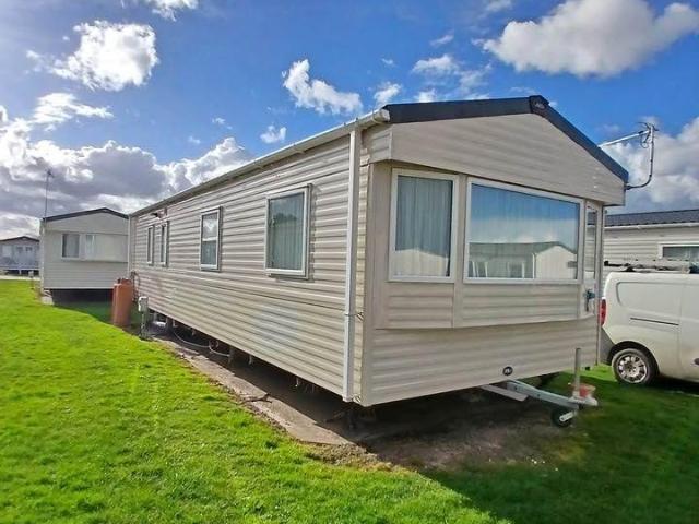 Park Home for sale in Eastbridge, Suffolk