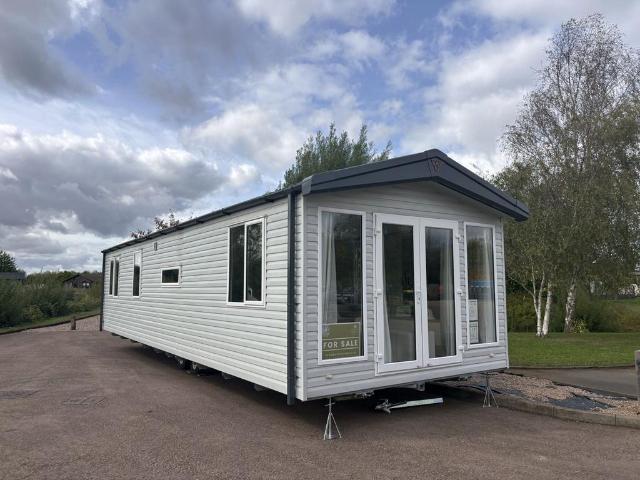 Park Home for sale in Lower Moor, Crookhill
