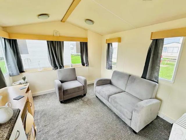 Park Home for sale in Dale Hill, Essex