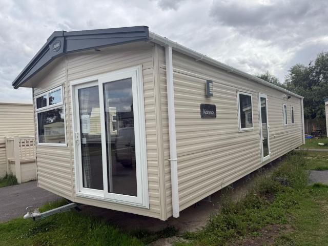 Park Home for sale in Ashby De La Launde, Lincolnshire