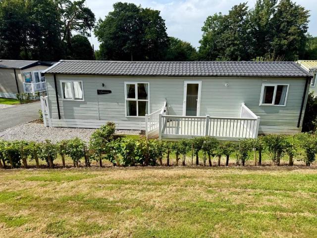 Park Home for sale in Kelsall, Cheshire