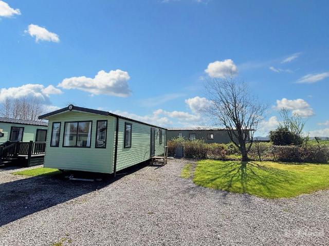 Park Home for sale in Levens