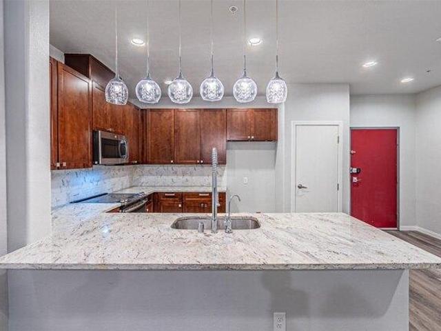 Condo for sale in Carrollton, Texas