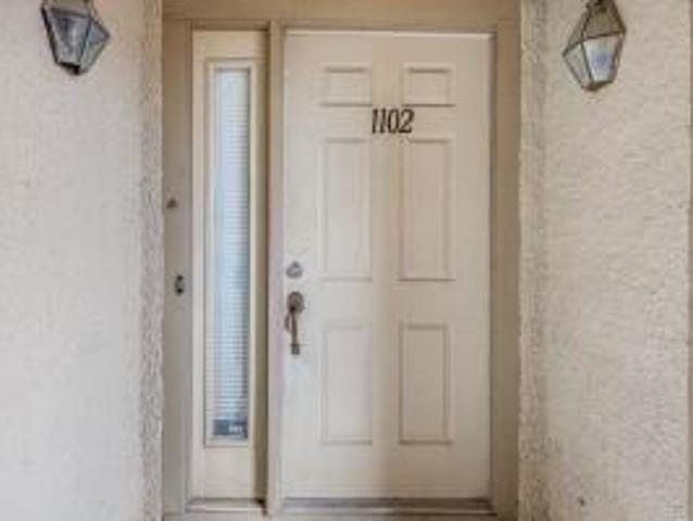 Condo for sale in Carrollton, Texas