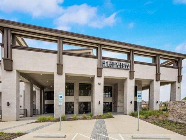 Condo for sale in Carrollton, Texas