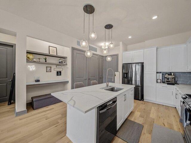 Condo for sale in Carrollton, Texas