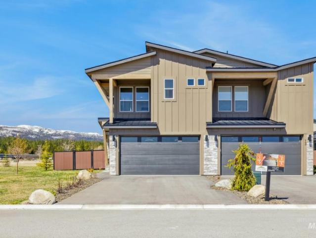 Townhouse for sale in Cascade